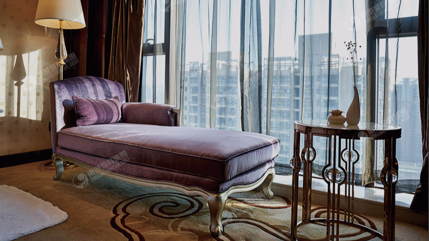 國內家具消費呈現“兩極化”的發展趨勢 高檔家具消費與平價家具產品